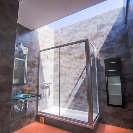 Pensión Pilar Beach Home Nazaré