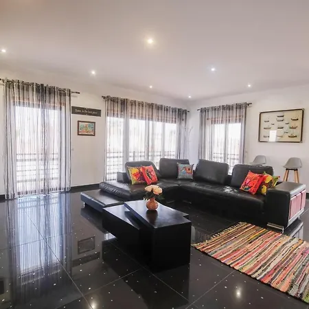 Pensión Pilar Beach Home