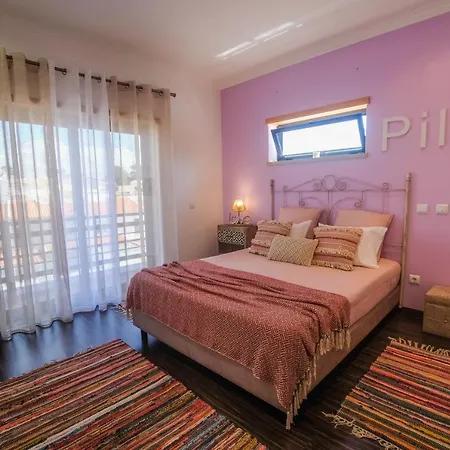 Pilar Beach Home * Nazaré