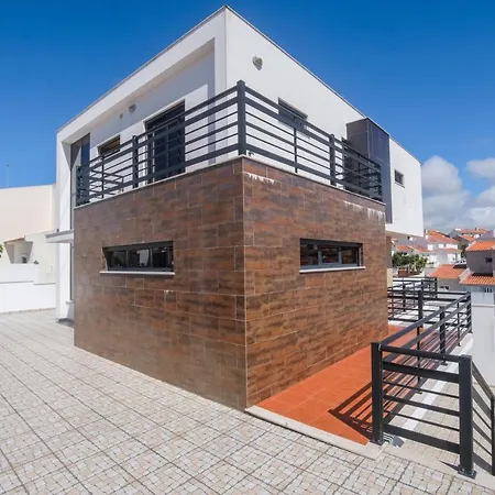 Pilar Beach Home Pensión Nazaré